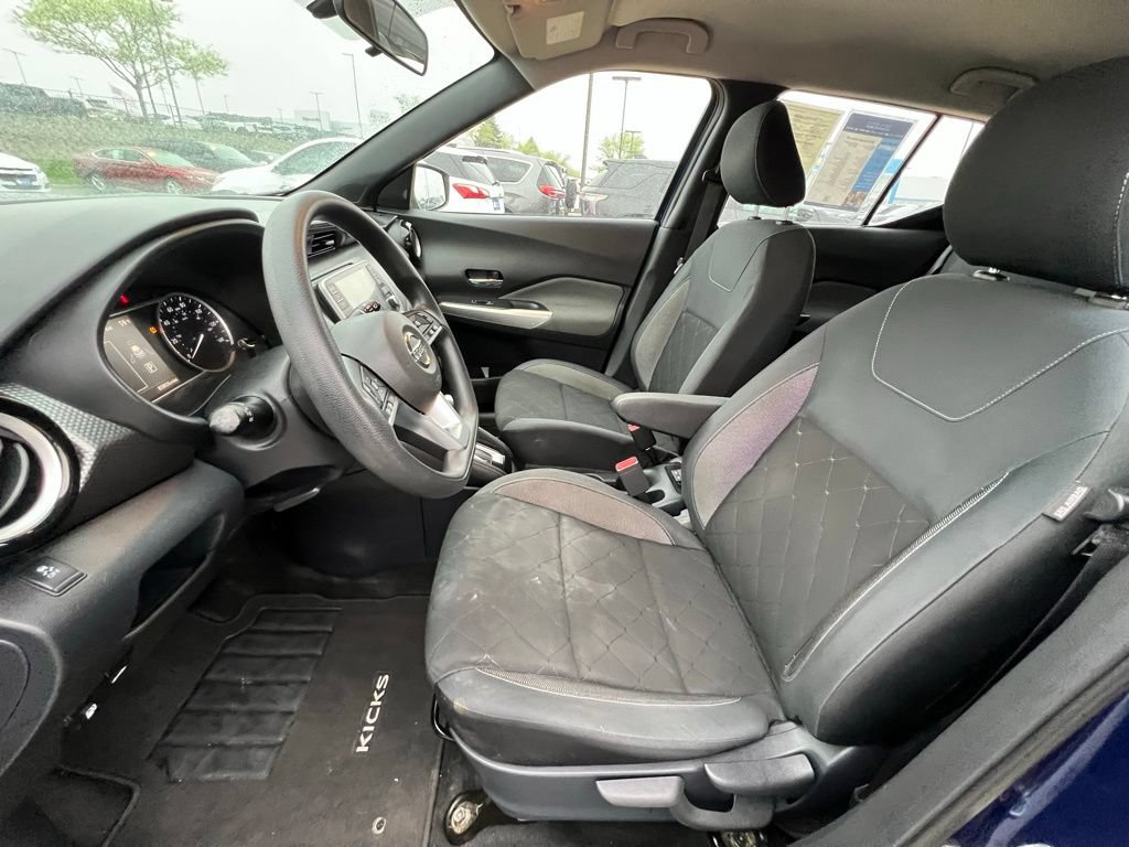 Used 2019 Nissan Kicks SV FWD image 16