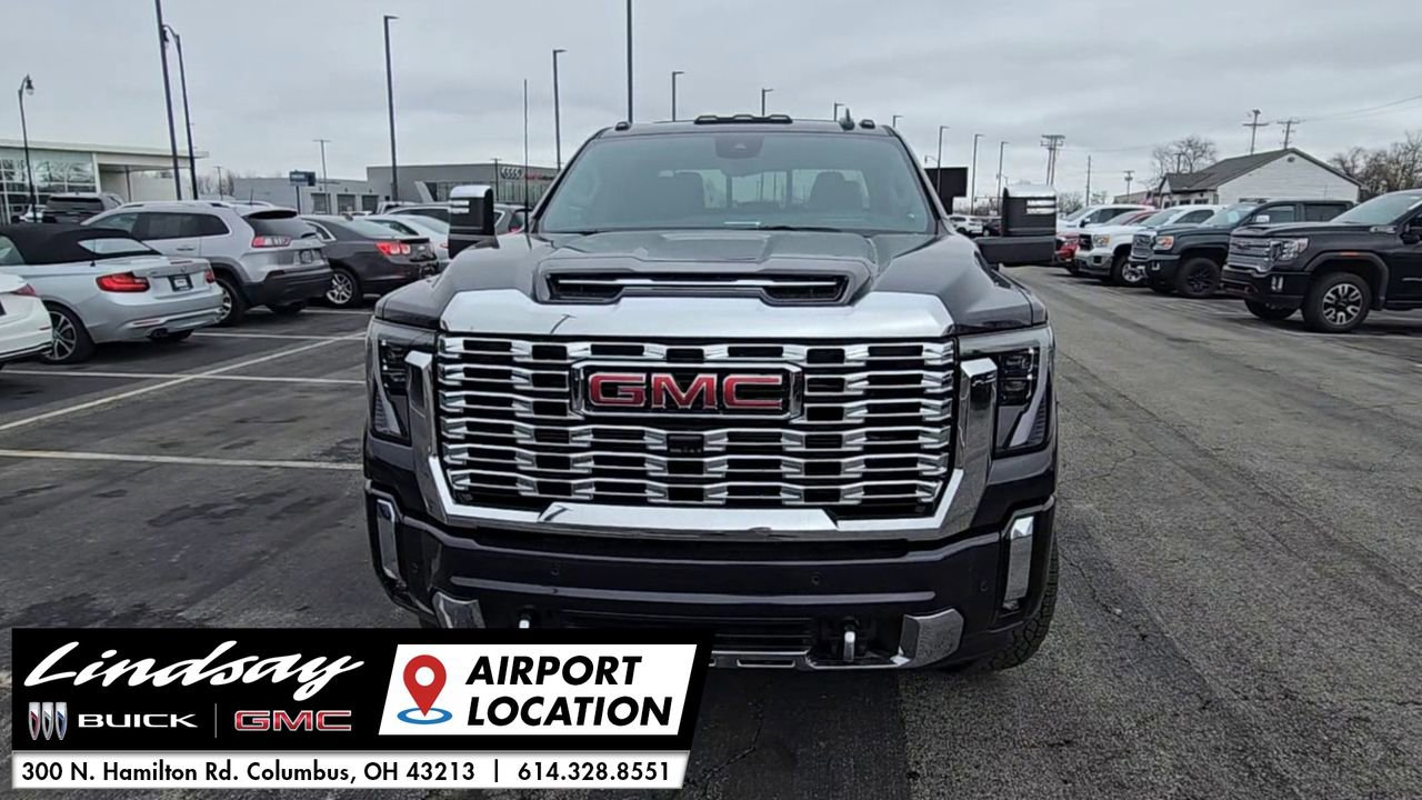 New 2026 GMC Sierra 2500 Denali w/ Technology Package AWD/4WD image 3