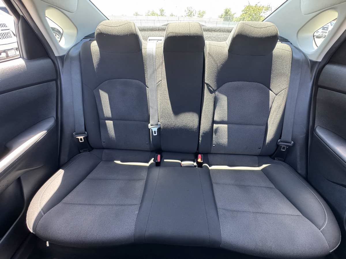 Used 2022 Kia Forte LXS FWD image 32
