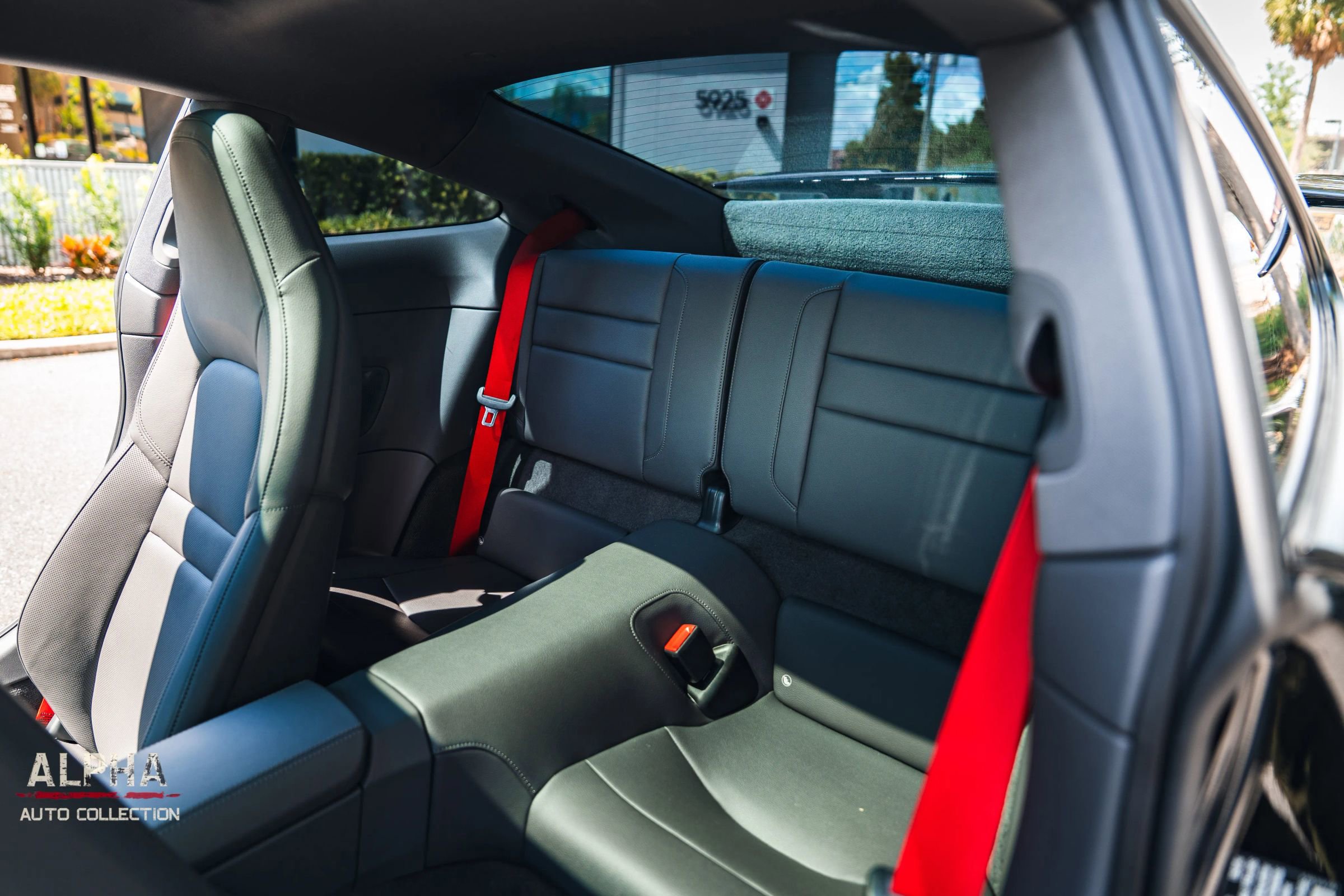 Used 2024 Porsche 911 Carrera image 12