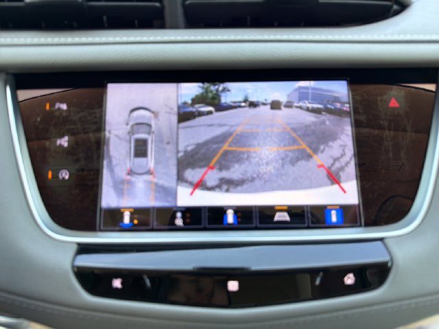 Used 2021 Cadillac XT5 Premium Luxury FWD image 13