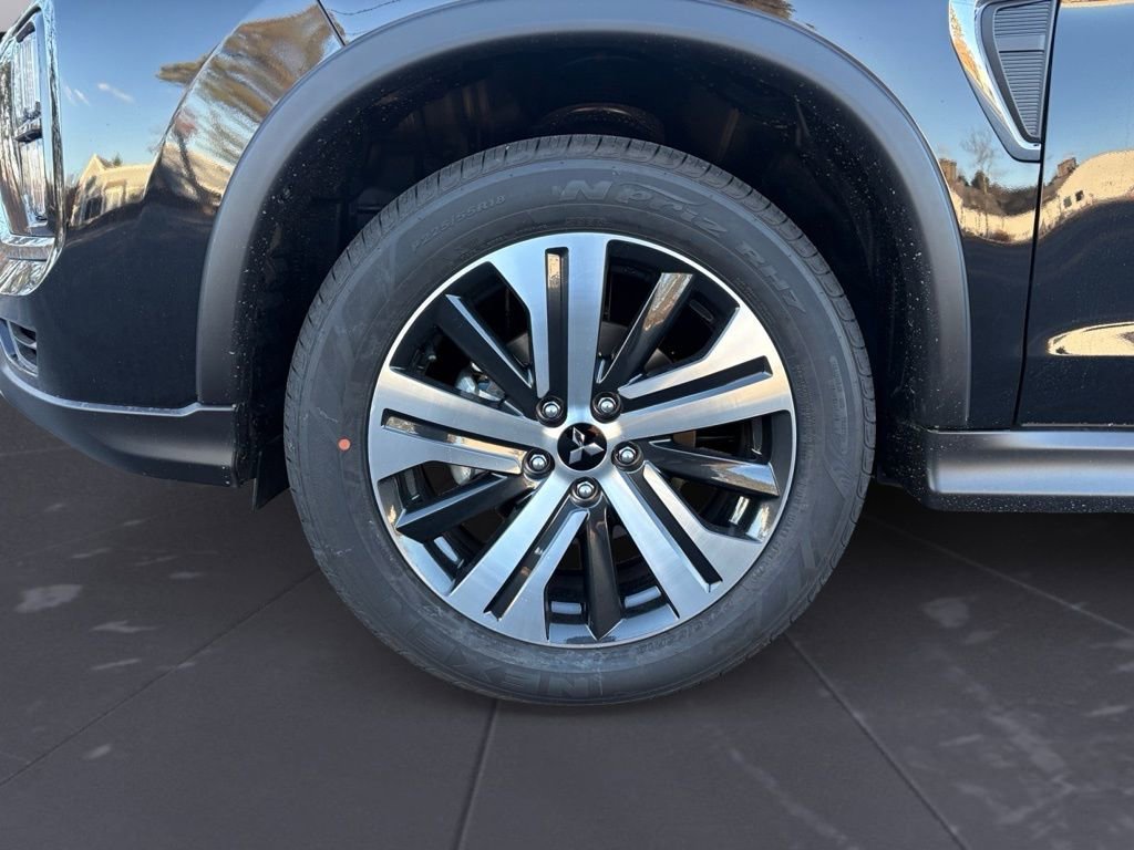 New 2026 Mitsubishi Outlander Sport SE image 9