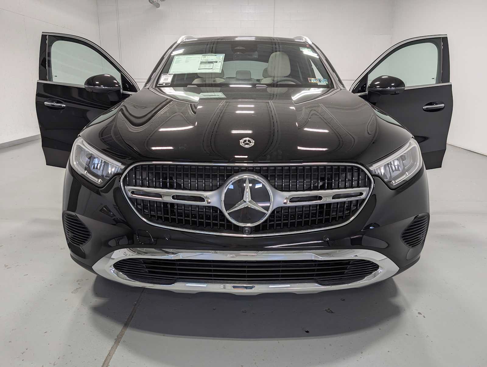 New 2026 Mercedes-Benz GLC 300 4MATIC image 13