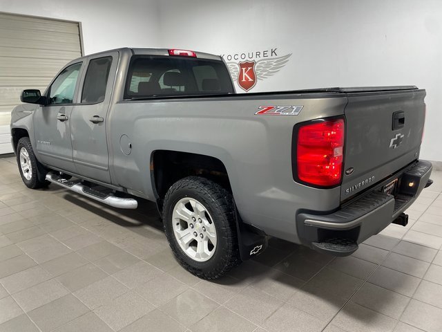 Used 2017 Chevrolet Silverado 1500 LT w/ All Star Edition image 4