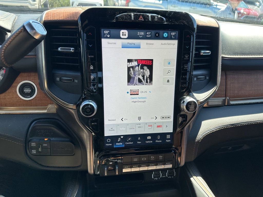 Used 2022 RAM 2500 Limited image 9