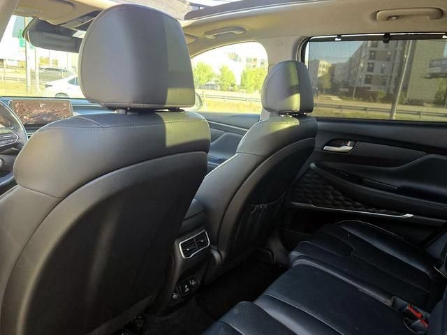 Used 2023 Hyundai Santa Fe Limited FWD image 18