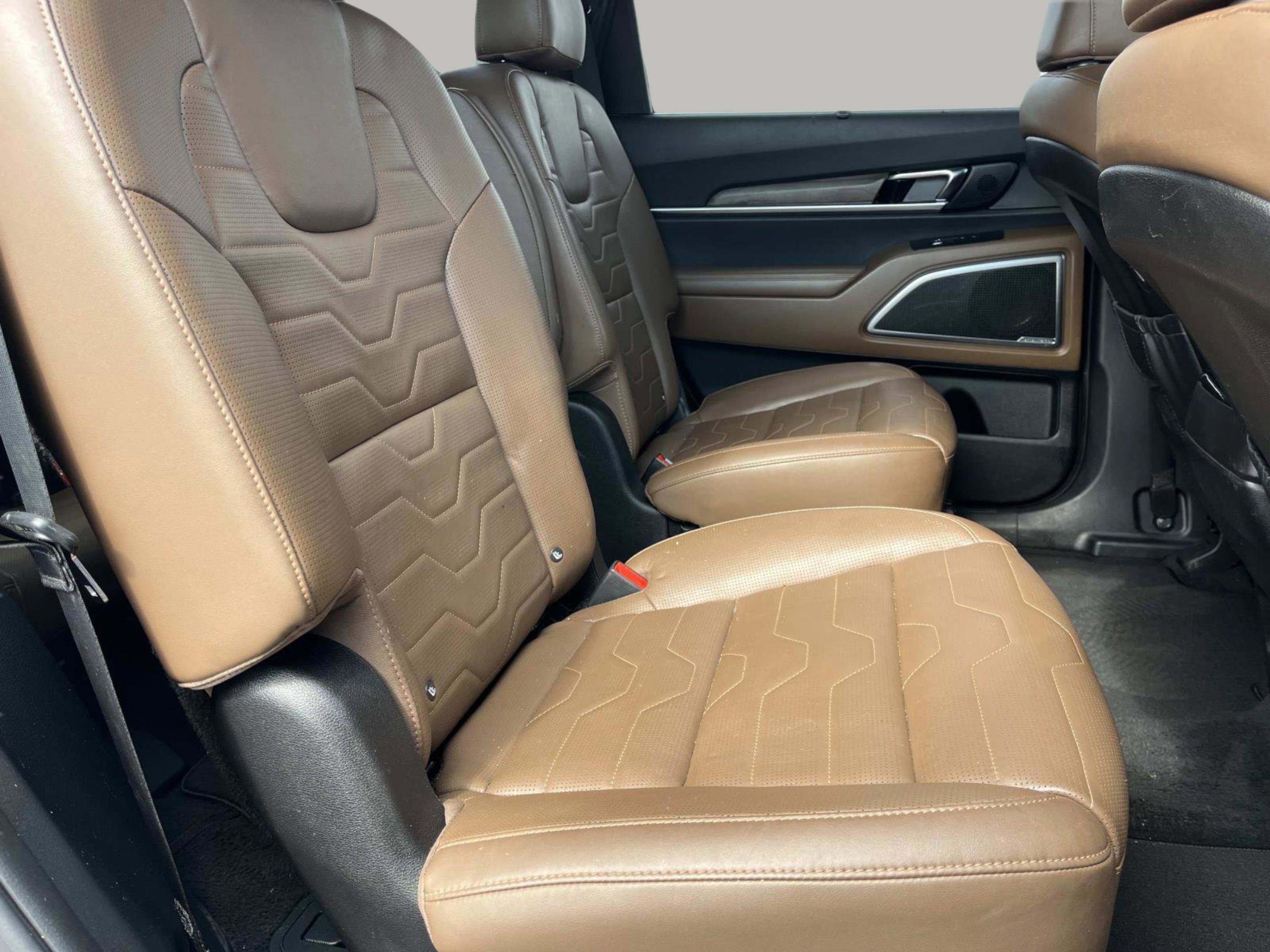 Used 2022 Kia Telluride SX w/ SX Prestige Package image 28