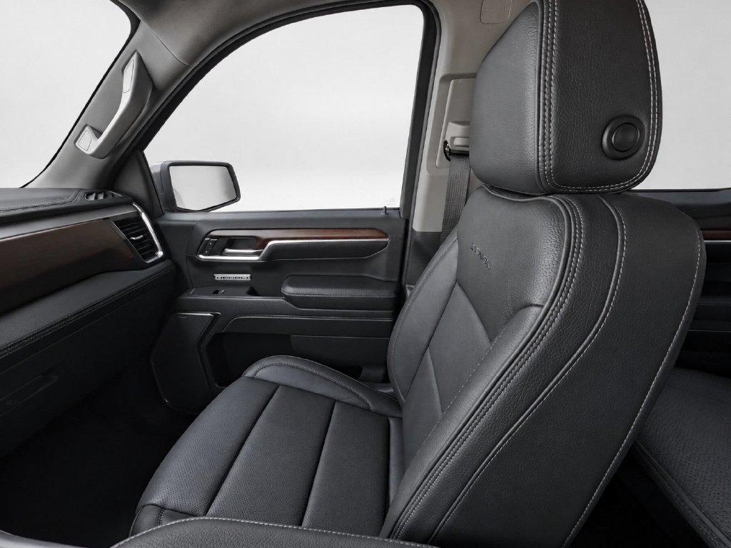 Used 2024 GMC Sierra 1500 Denali w/ Denali Reserve Package AWD/4WD image 31