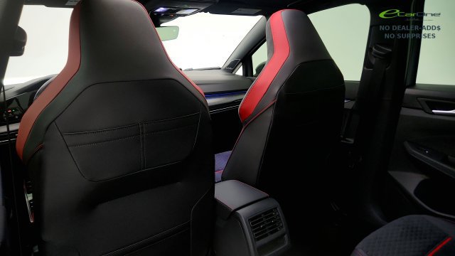 Used 2025 Volkswagen GTI SE FWD image 46