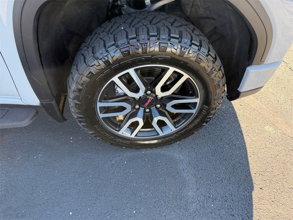 Certified 2024 GMC Sierra 1500 AT4 w/ Technology Package image 29