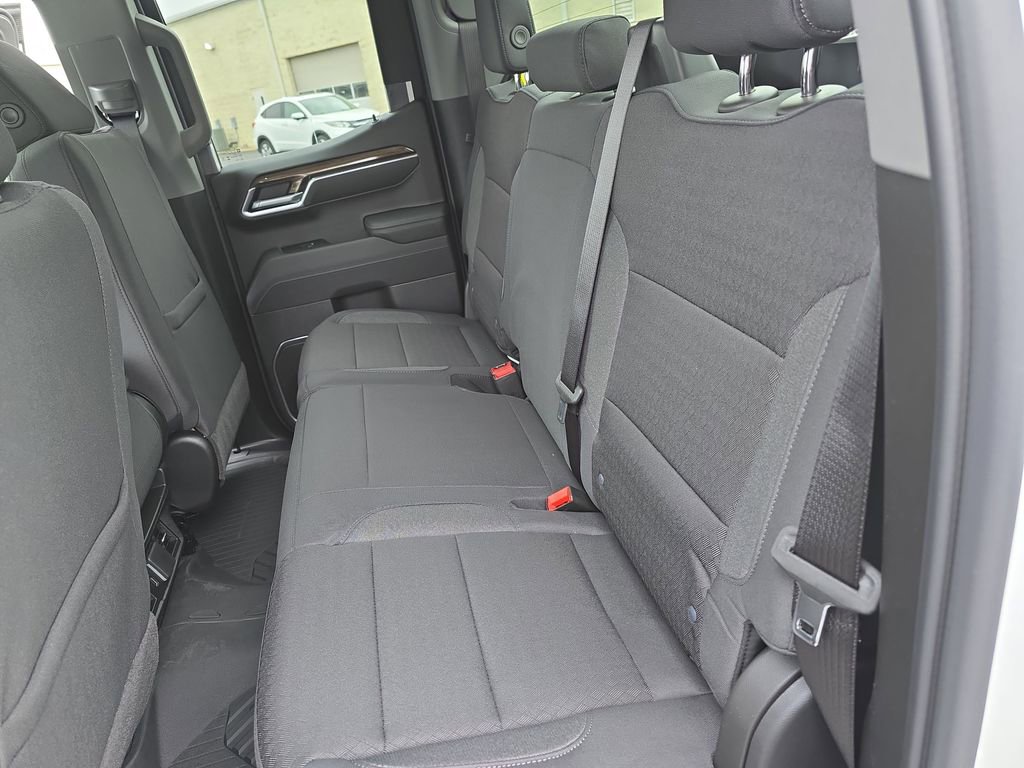 New 2026 Chevrolet Silverado 1500 LT w/ Z71 Off-Road Package image 13