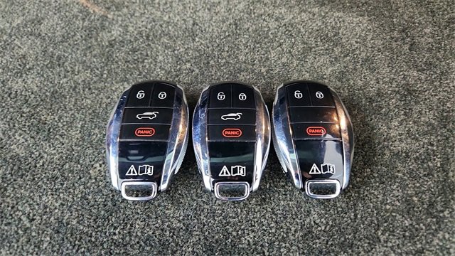 Used 2022 Bentley Bentayga Speed image 57