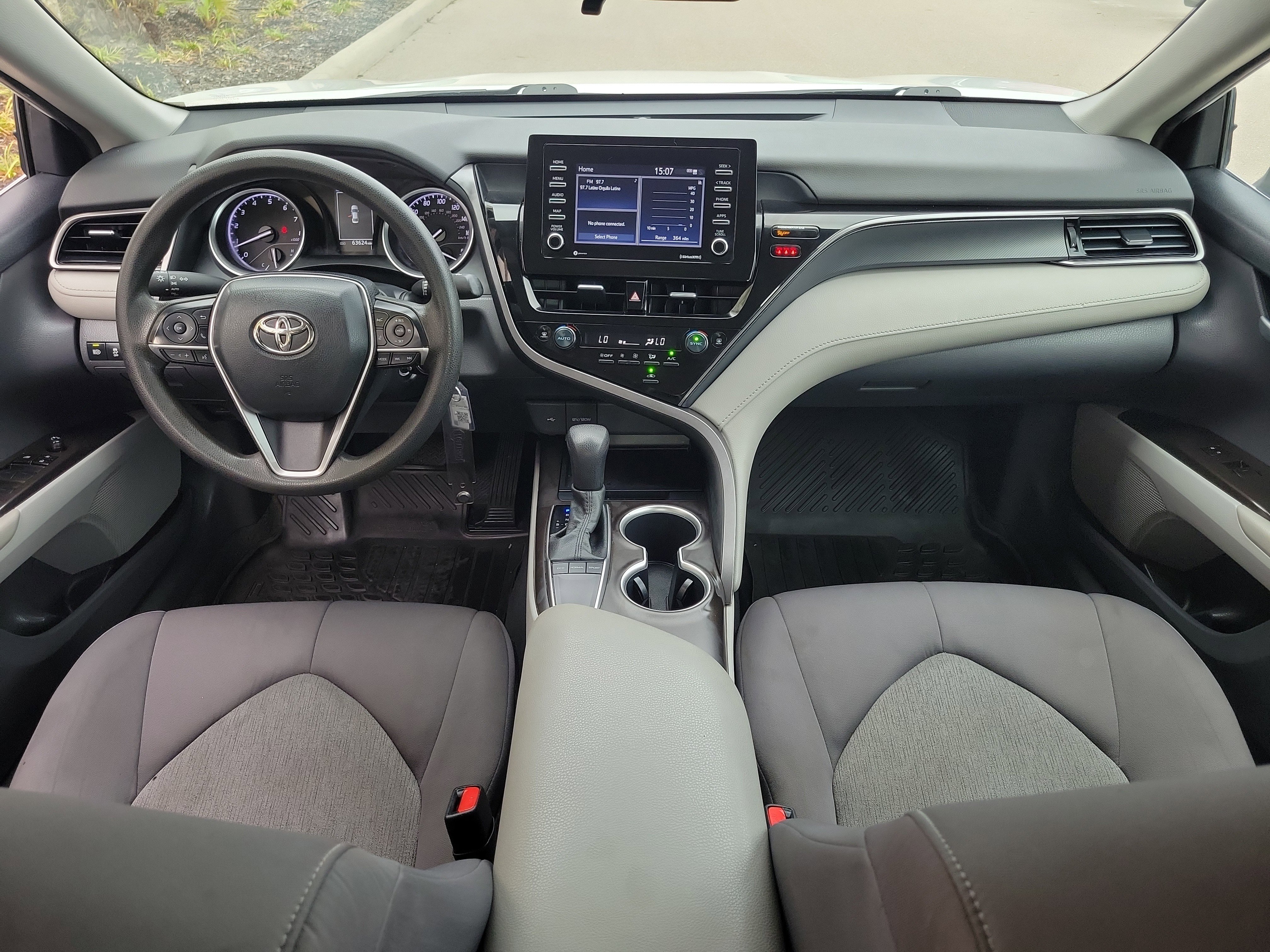 Used 2024 Toyota Camry LE image 15