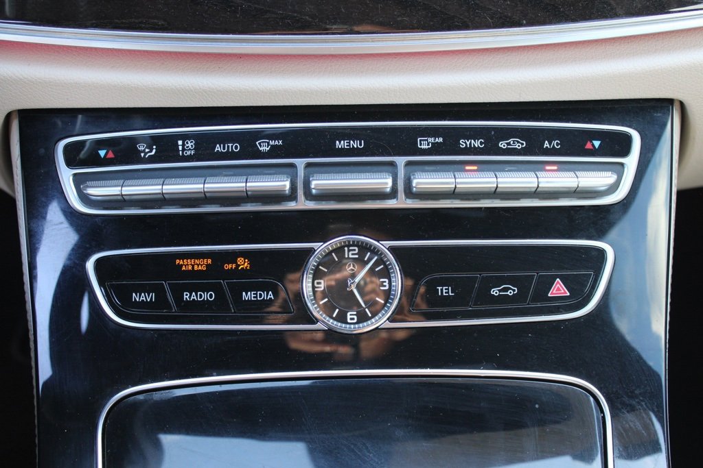 Certified 2017 Mercedes-Benz E 300 4MATIC image 11