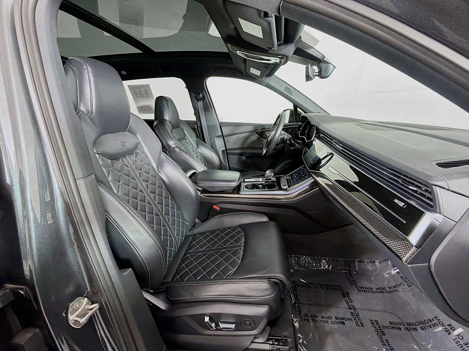 Used 2023 Audi SQ7 Premium Plus w/ Towing Package image 28