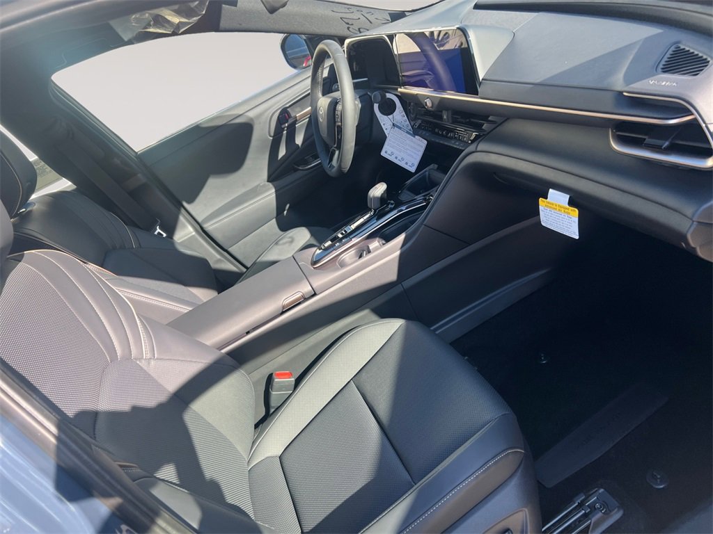 New 2026 Toyota Crown XLE image 15