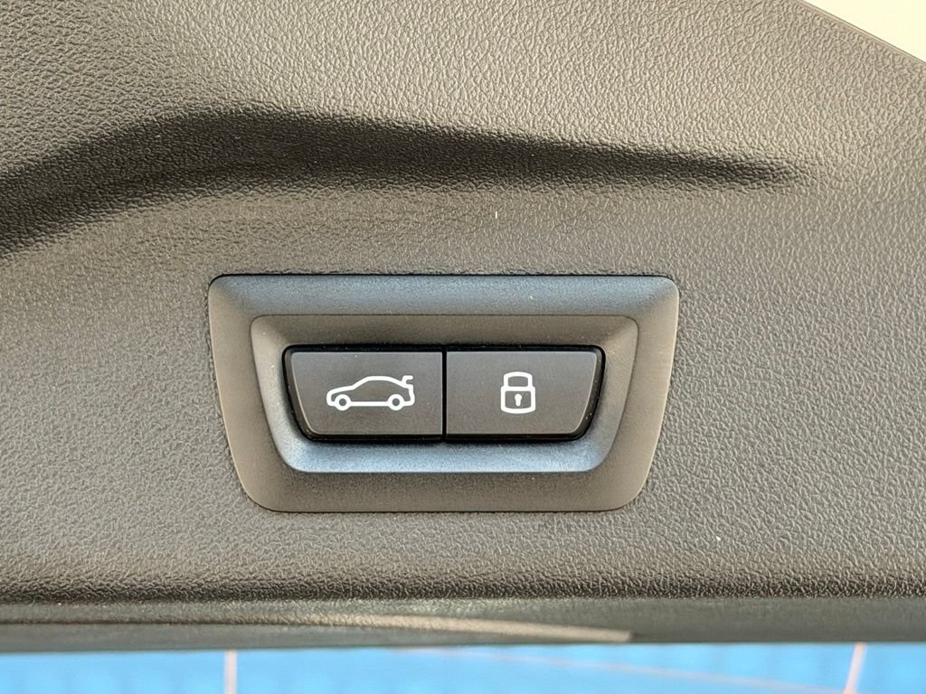 Certified 2024 BMW X7 xDrive40i AWD/4WD image 49