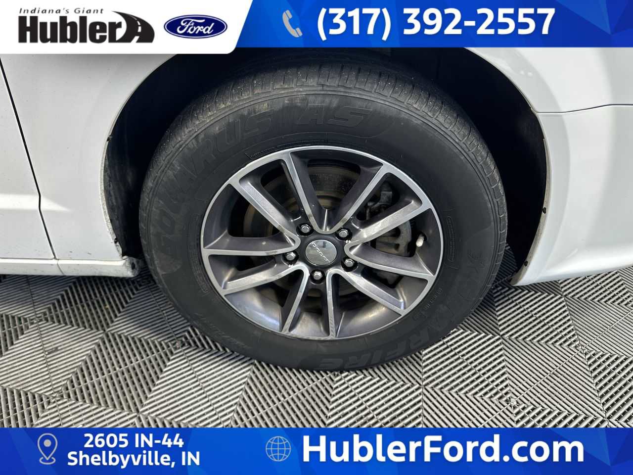Used 2017 Dodge Grand Caravan SXT FWD image 10