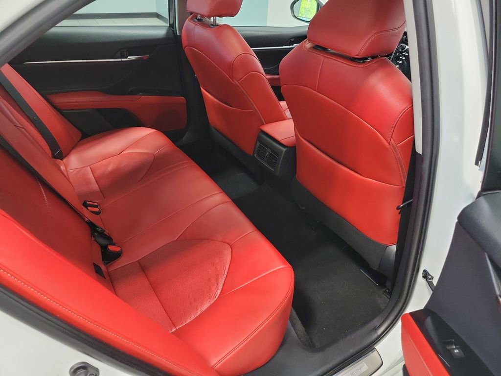 Used 2018 Toyota Camry XSE w/ Driver Assist Package FWD image 15