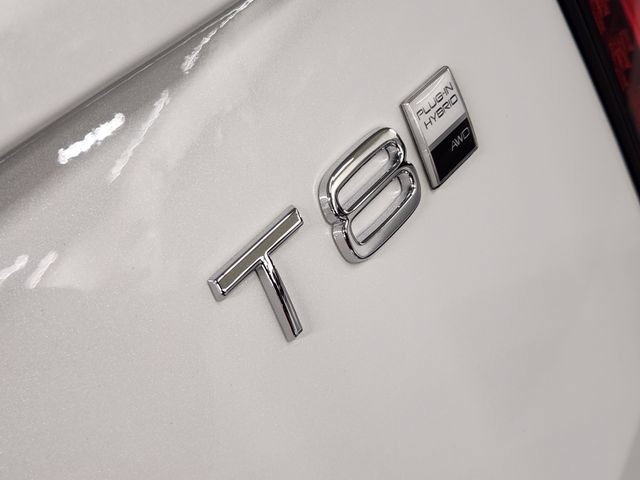 New 2026 Volvo XC90 T8 Ultra w/ Protection Package Premier AWD/4WD image 13
