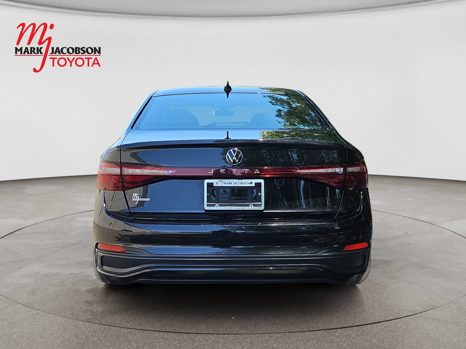 Used 2025 Volkswagen Jetta Sport FWD image 10