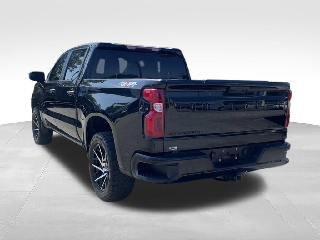 Used 2023 Chevrolet Silverado 1500 Custom AWD/4WD image 3