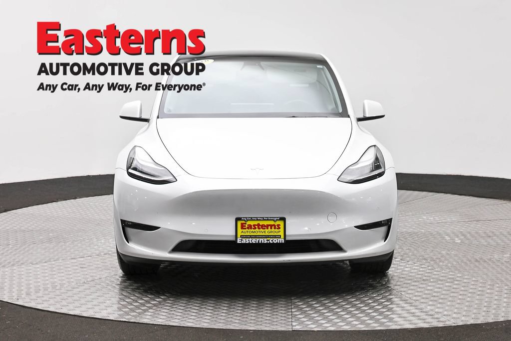 Used 2021 Tesla Model Y Long Range AWD/4WD image 2