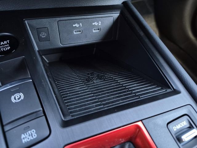 New 2025 Nissan Kicks SR image 17