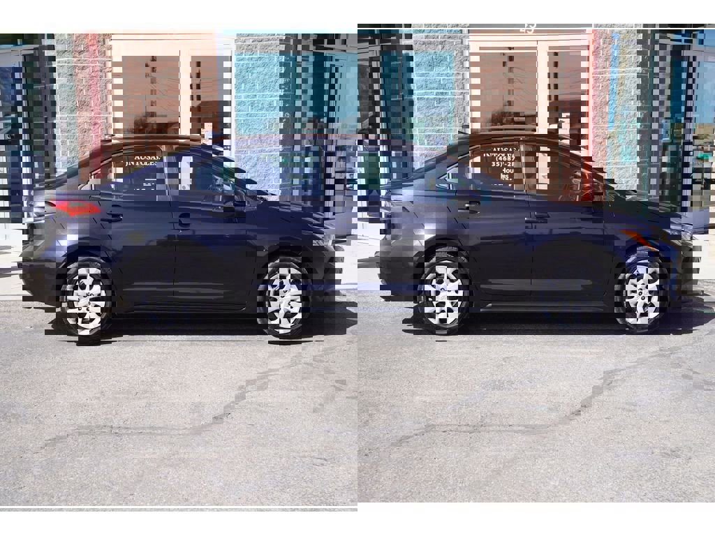 Used 2020 Toyota Corolla LE image 5