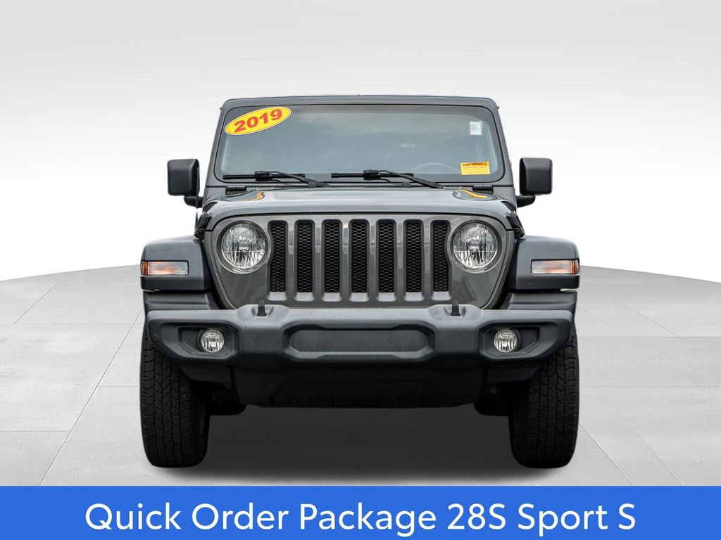 Used 2019 Jeep Wrangler Sport AWD/4WD image 2