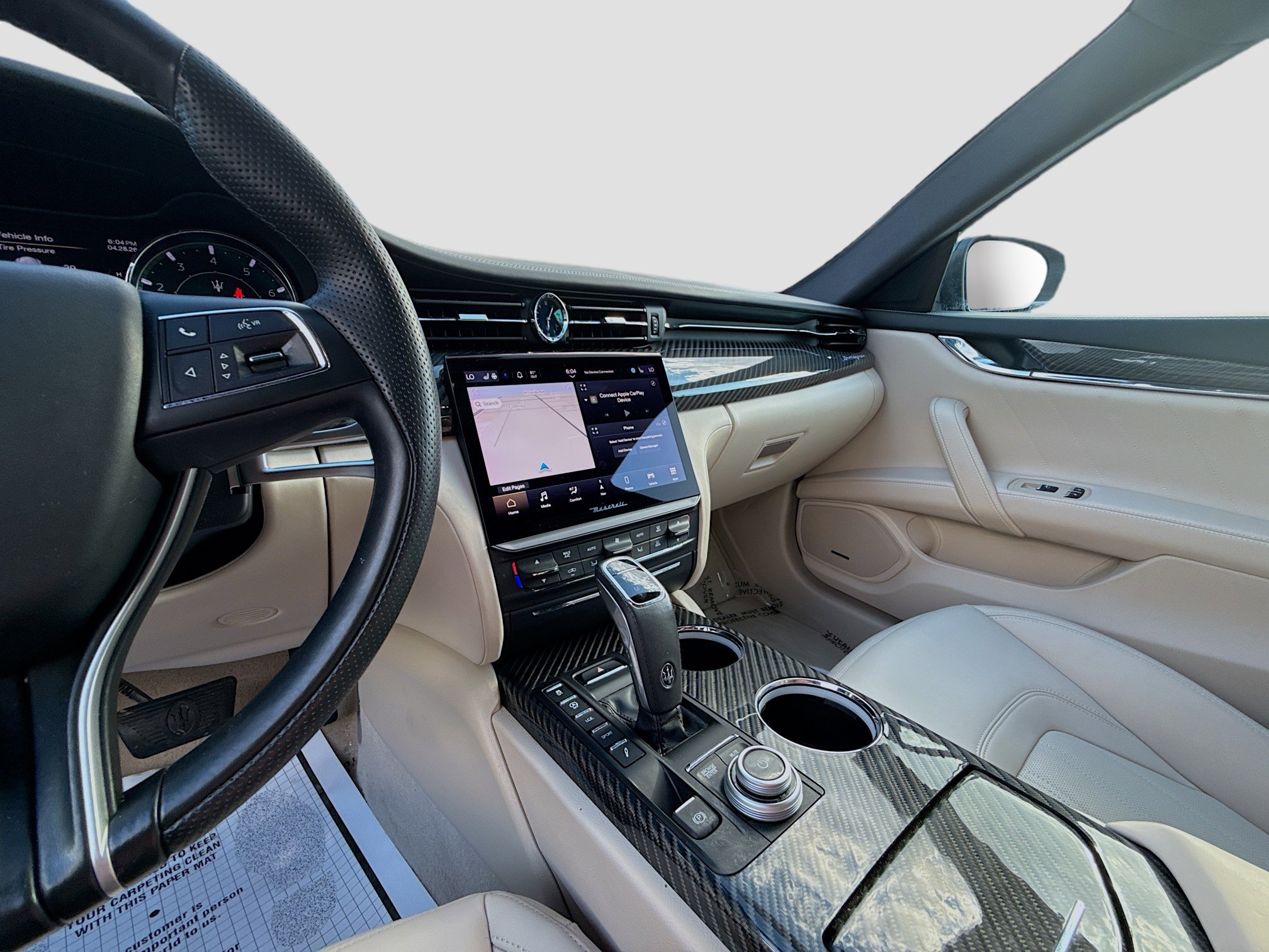 Used 2022 Maserati Quattroporte Modena RWD image 28