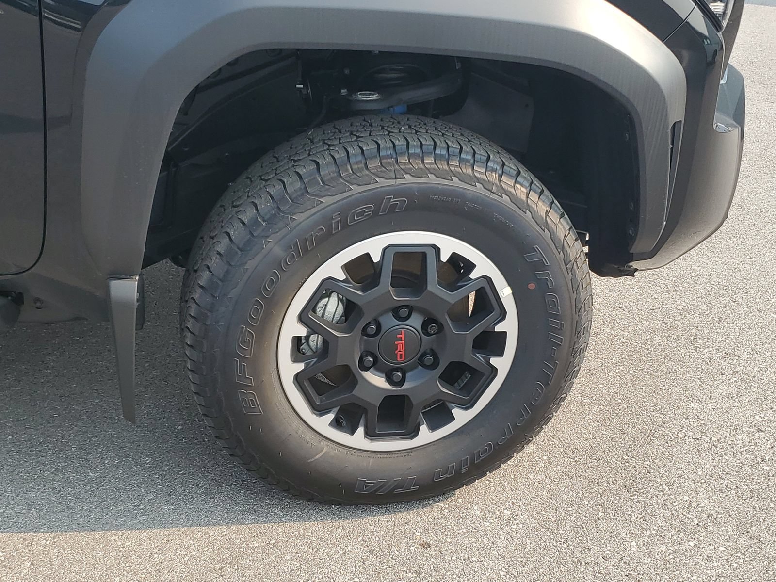 Used 2026 Toyota Tacoma TRD Off-Road AWD/4WD image 6
