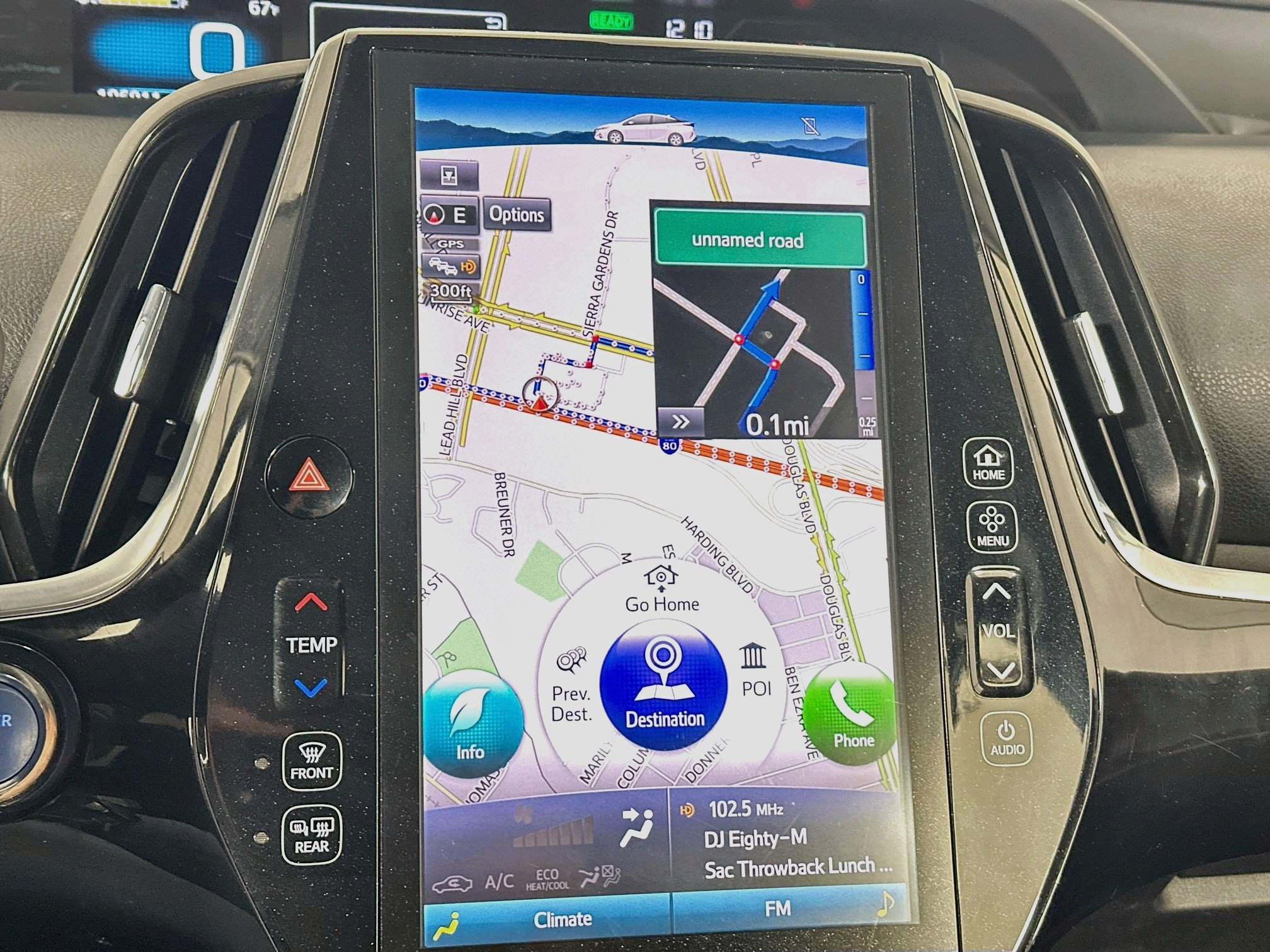 Used 2017 Toyota Prius Prime Premium FWD image 21