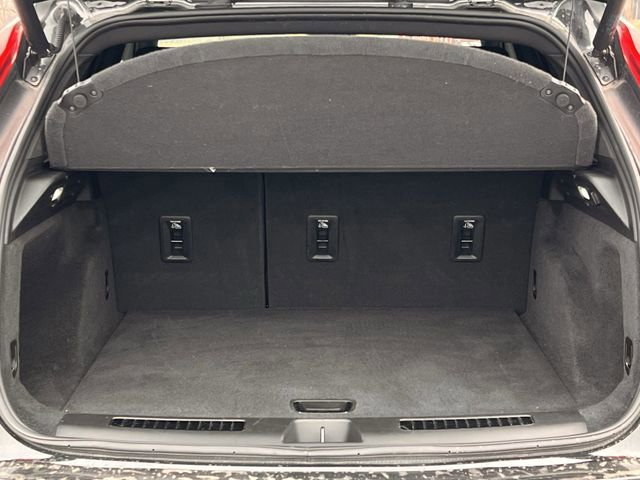 Certified 2022 Cadillac XT4 Premium Luxury w/ Enhanced Visibility Package image 31