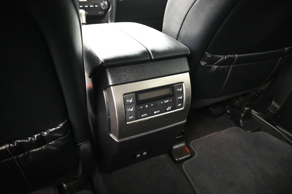 Used 2023 Lexus GX 460 Luxury w/ Sport Design Package AWD/4WD image 24