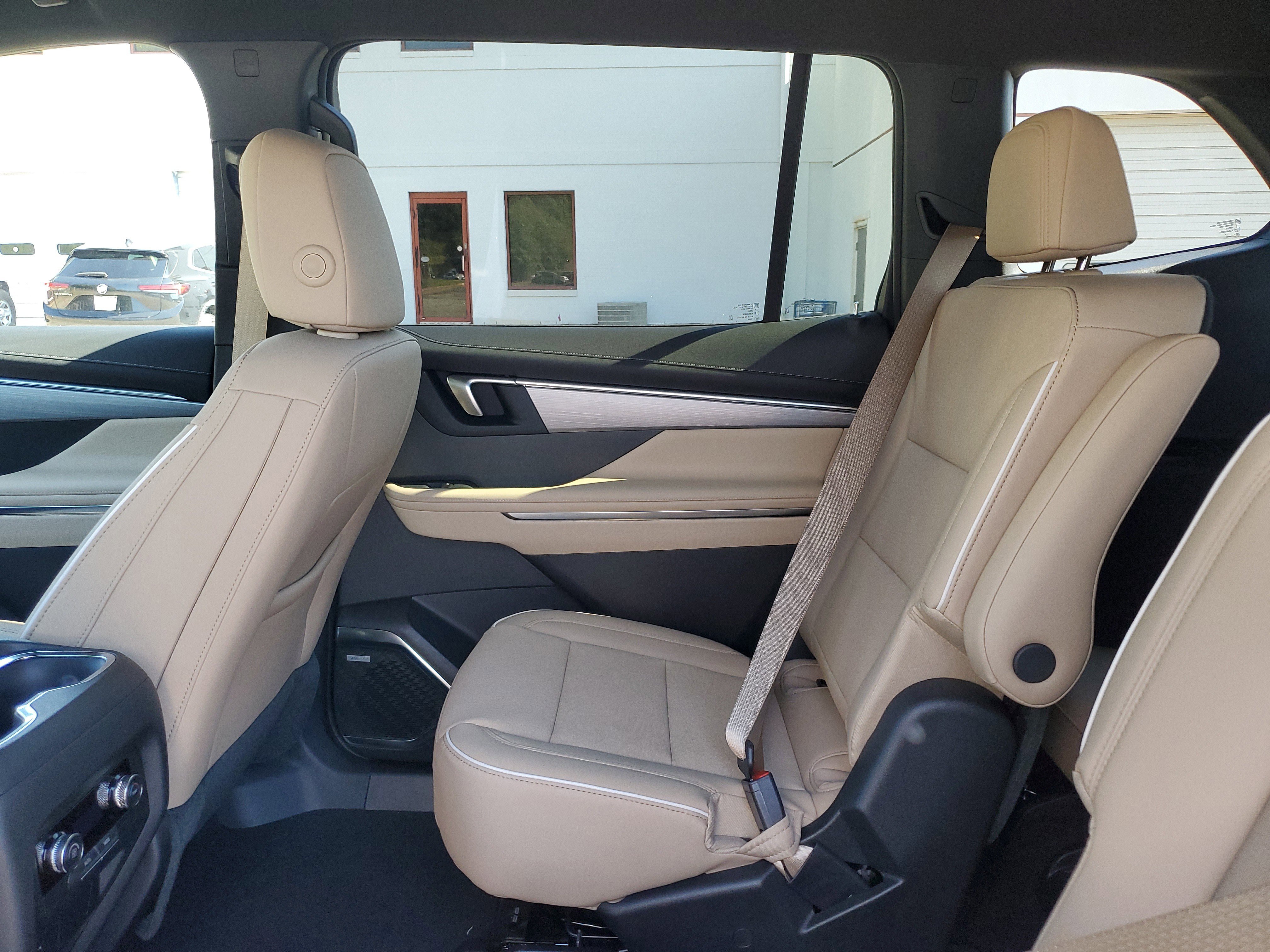 New 2026 Buick Enclave Preferred image 9