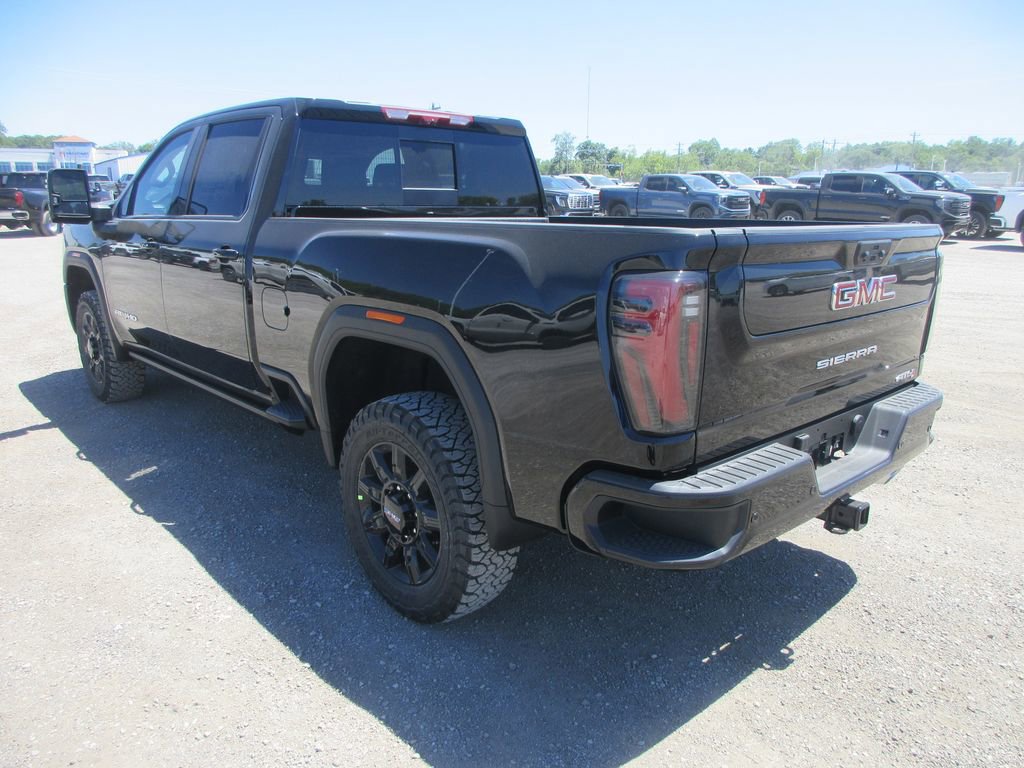 New 2026 GMC Sierra 2500 AT4 w/ AT4 Premium Plus Package AWD/4WD image 7