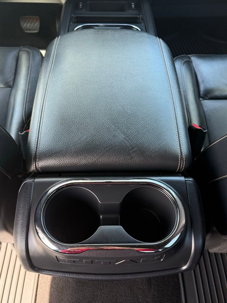 Used 2018 Nissan Titan SL w/ Midnight Edition AWD/4WD image 22