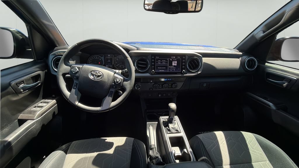 Used 2022 Toyota Tacoma TRD Off-Road RWD image 15