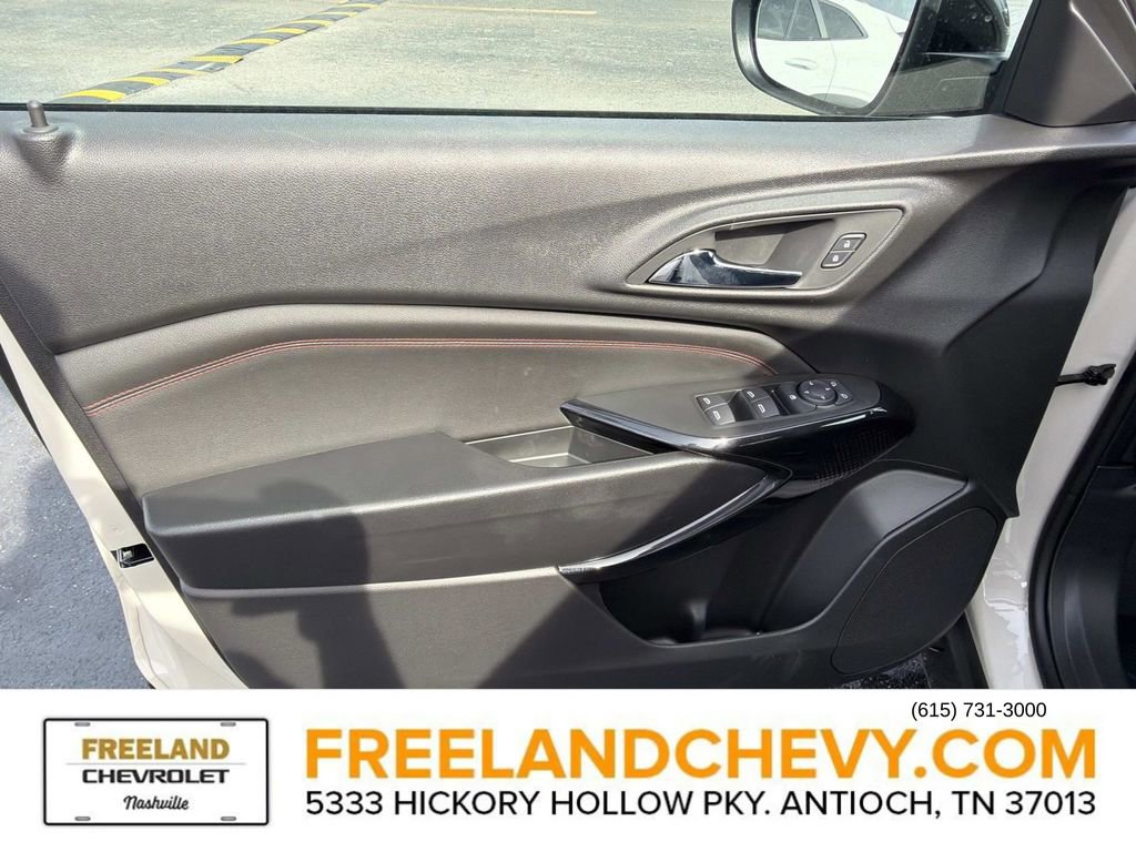 New 2026 Chevrolet Trax RS image 19