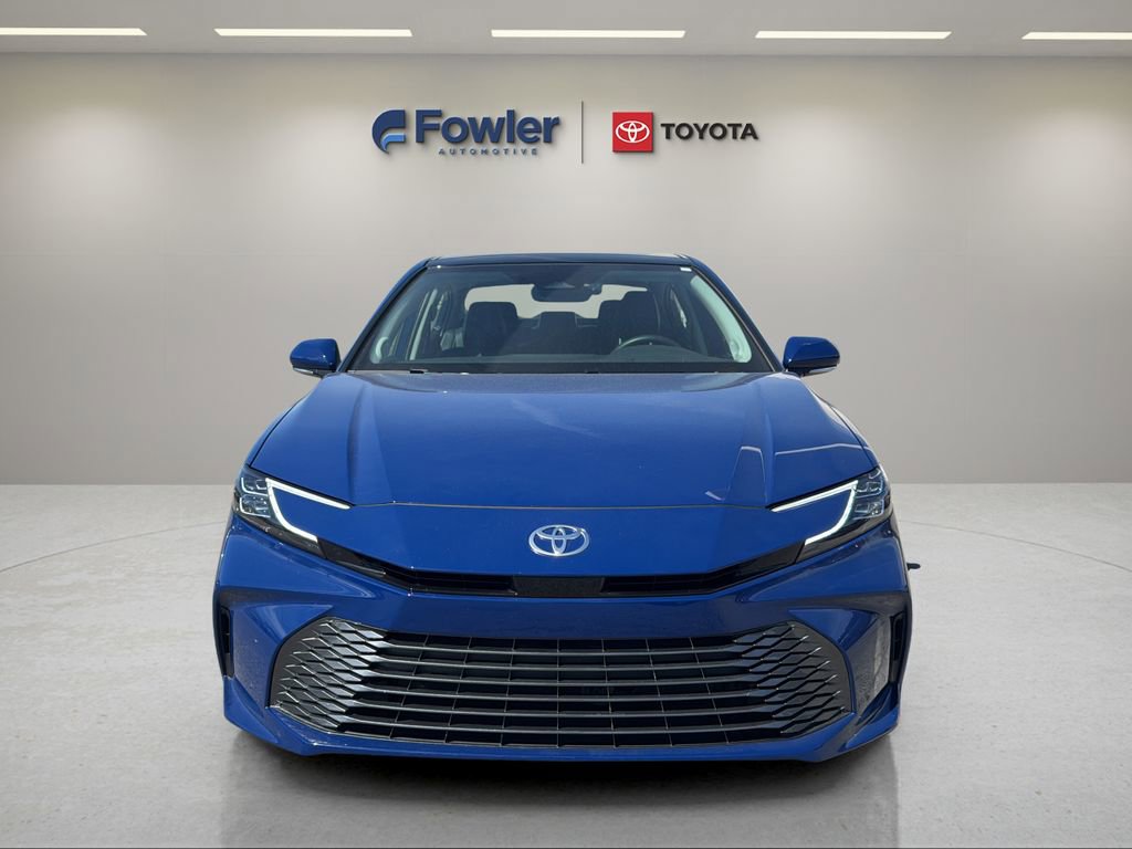 Used 2025 Toyota Camry XLE w/ Premium Package image 2