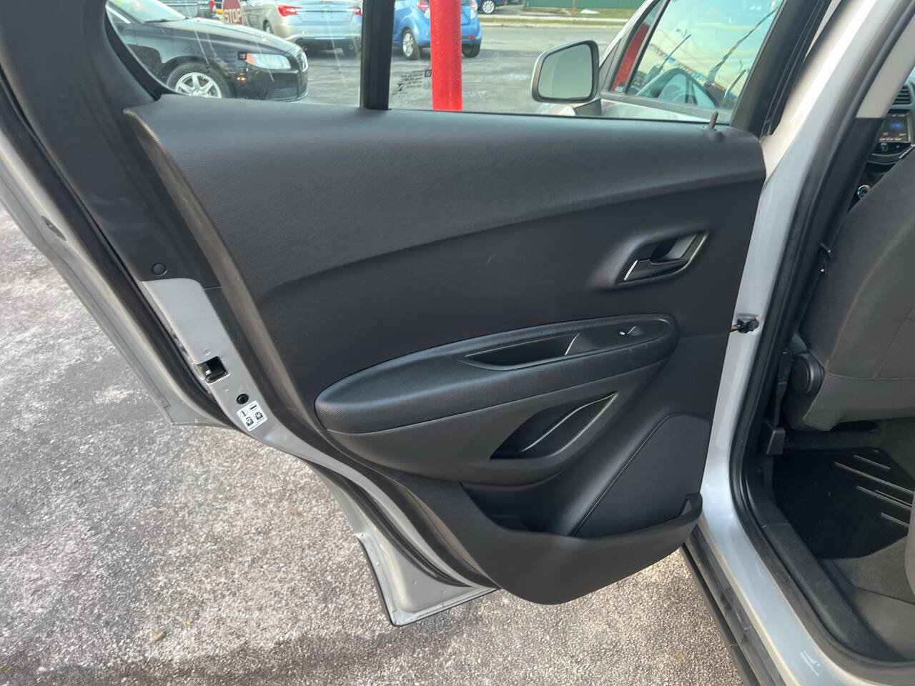 Used 2016 Chevrolet Trax LS image 14