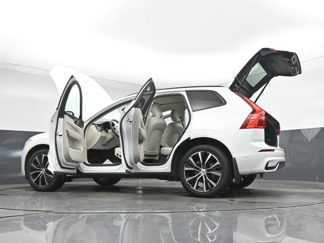 Used 2023 Volvo XC60 B5 Plus w/ Climate Package AWD/4WD image 55