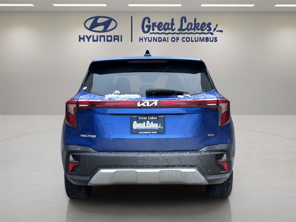 Used 2024 Kia Seltos LX image 4