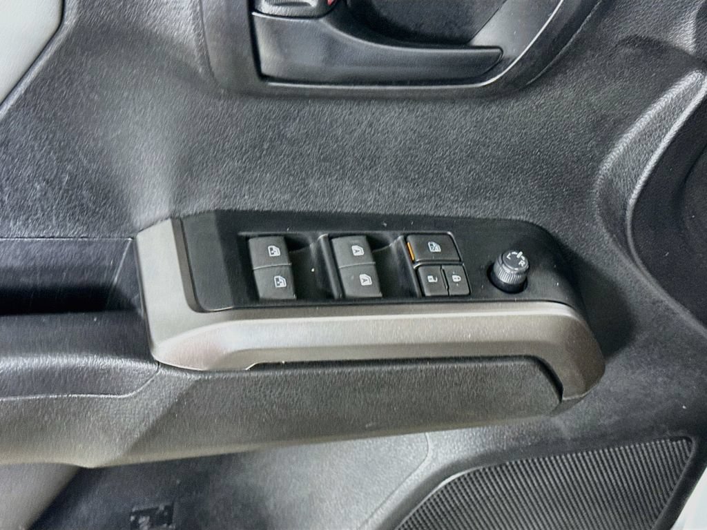 Certified 2023 Toyota Tacoma SR5 w/ Technology Package AWD/4WD image 16