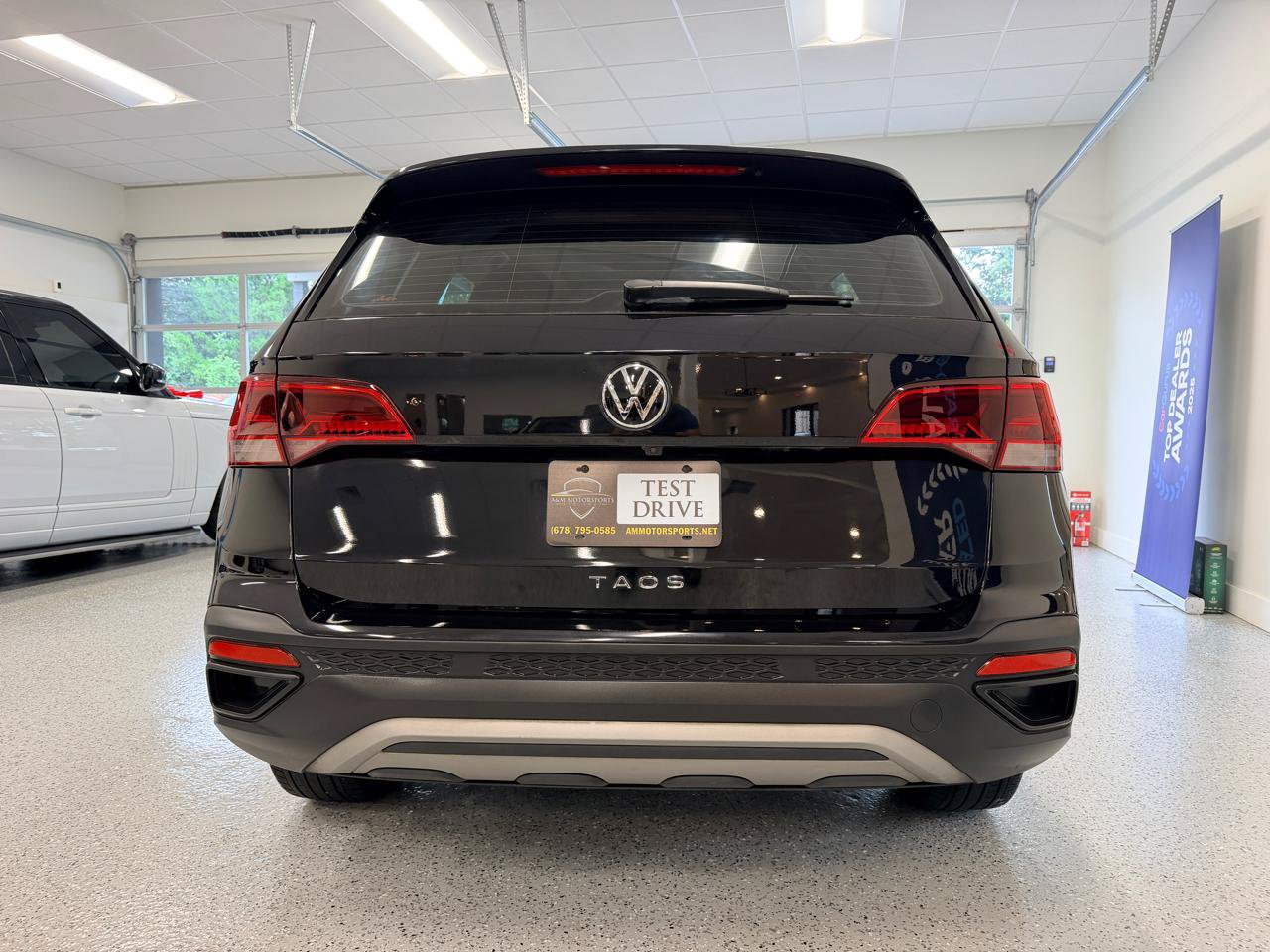 Used 2023 Volkswagen Taos S FWD image 7