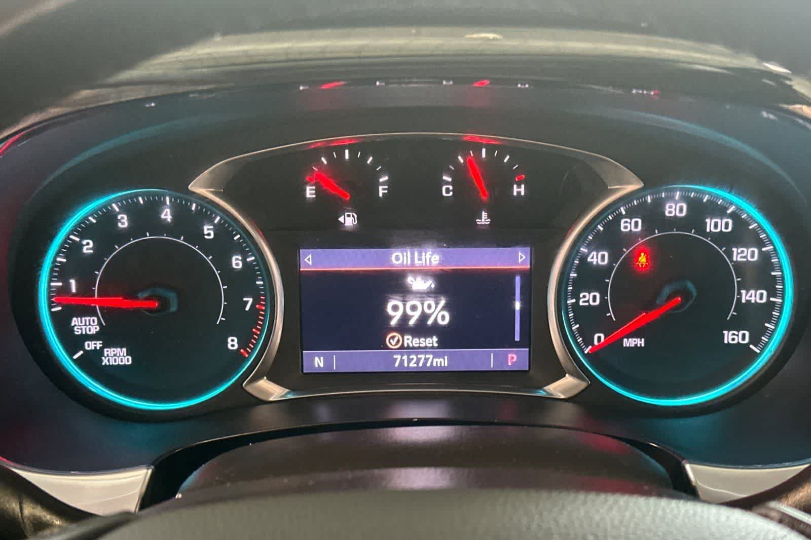 Used 2021 Chevrolet Traverse LT w/ LT Premium Package AWD/4WD image 33