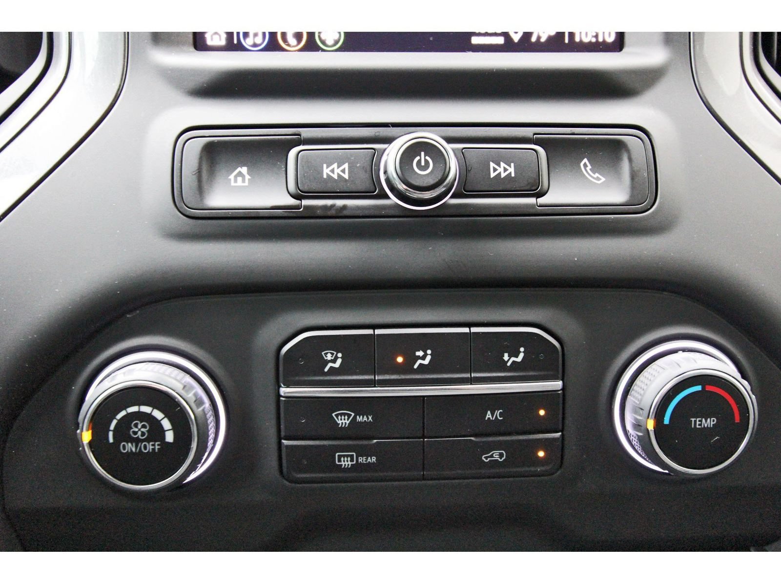 Used 2024 Chevrolet Silverado 1500 Custom AWD/4WD image 27