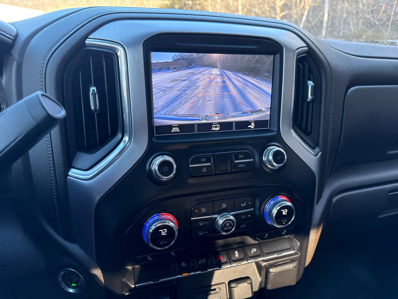 Used 2021 GMC Sierra 1500 SLT image 18