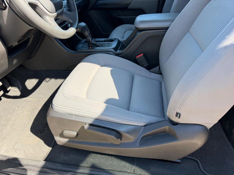 Used 2021 Chevrolet Colorado W/T w/ WT Convenience Package RWD image 17